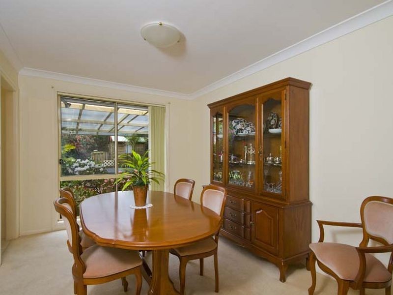 18 Waterside Grove, Warriewood NSW 2102