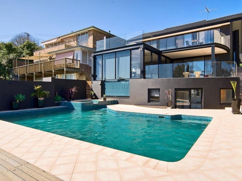 17 Hillcrest Avenue, Mona Vale NSW 2103