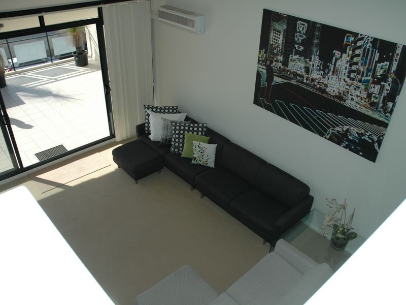 11/6-8 Waterloo Street, Narrabeen NSW 2101