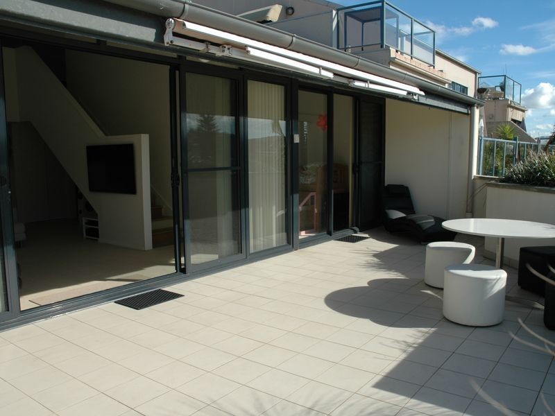 11/6-8 Waterloo Street, Narrabeen NSW 2101