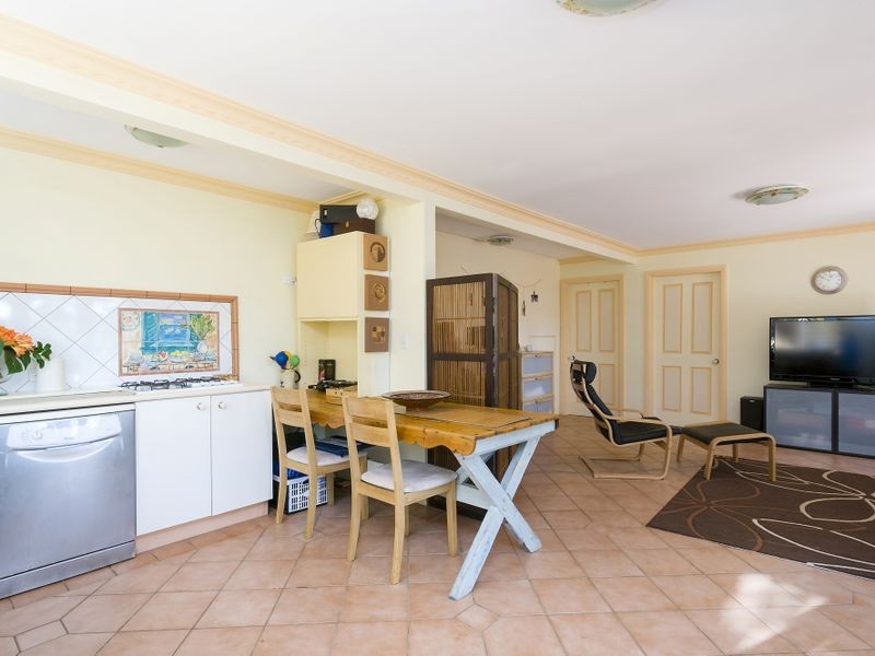 62 Narrabeen Park Parade, Warriewood NSW 2102