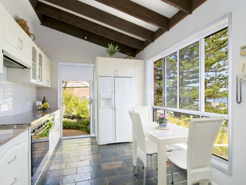 60 Bungan Head Road, Newport NSW 2106