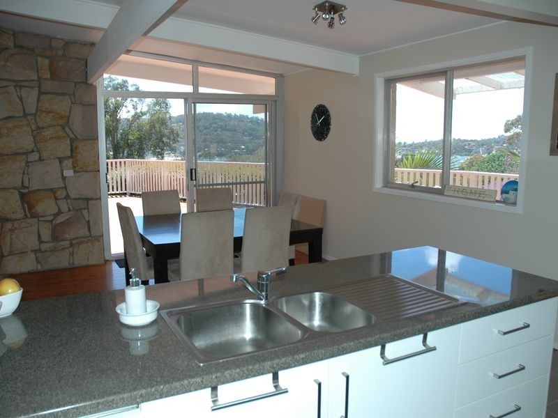 12 Sunnyridge Place, Bayview NSW 2104