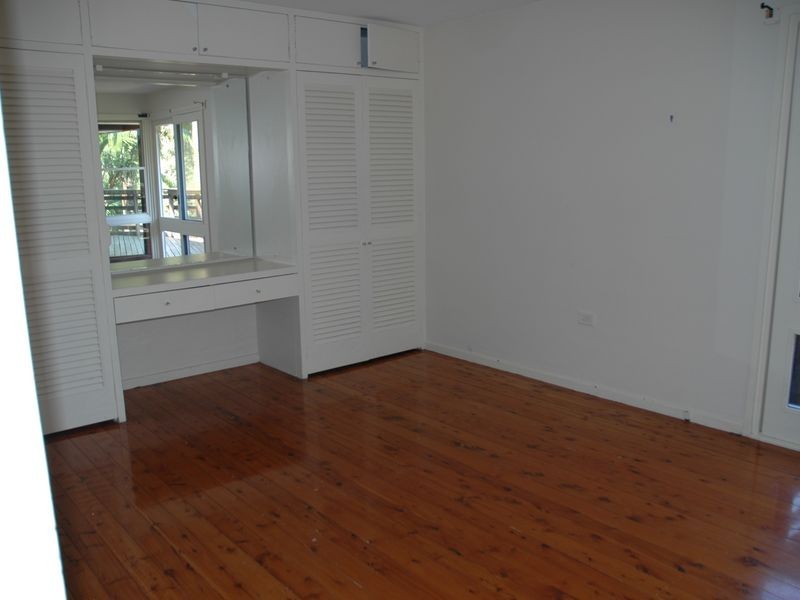 5 Kananook Avenue, Bayview NSW 2104