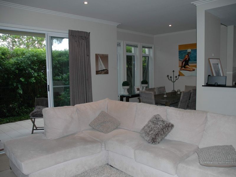 2/14 Golf Avenue, Mona Vale NSW 2103