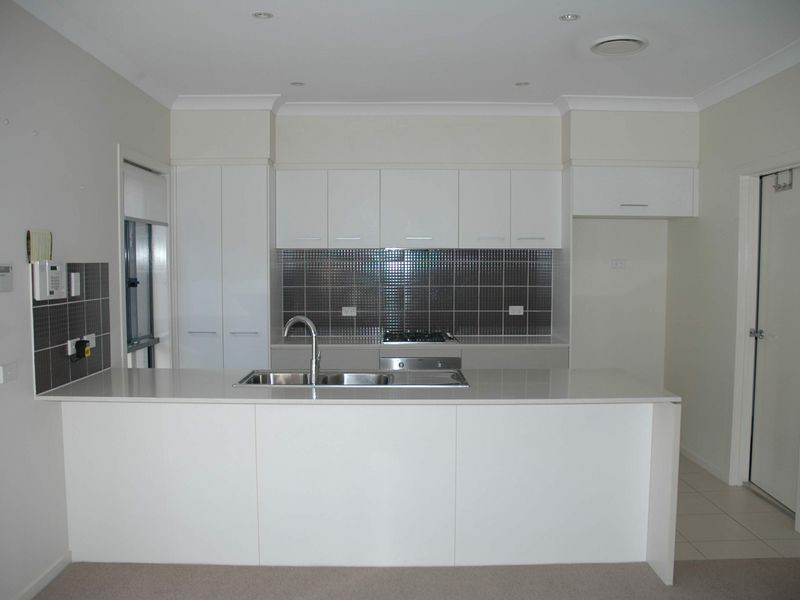 10/16-18 Angophora Circuit, Warriewood NSW 2102