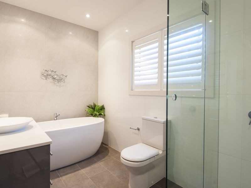 42 Bassett Street East, Mona Vale NSW 2103