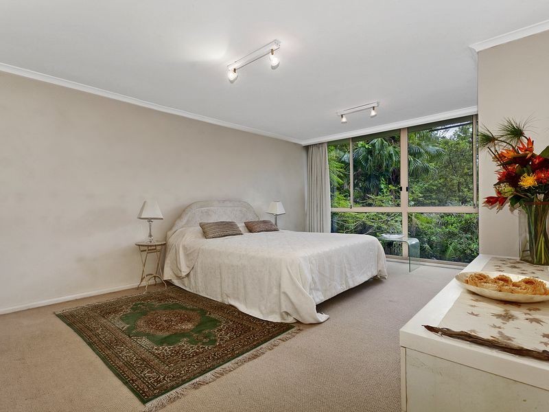 2/28 Kananook Ave, Bayview NSW 2104