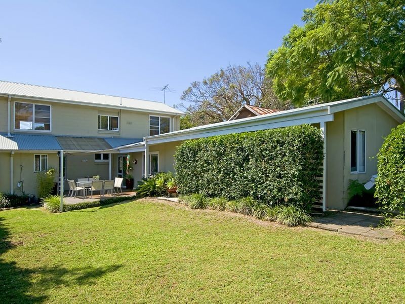 16 Malcolm Street, Narrabeen NSW 2101