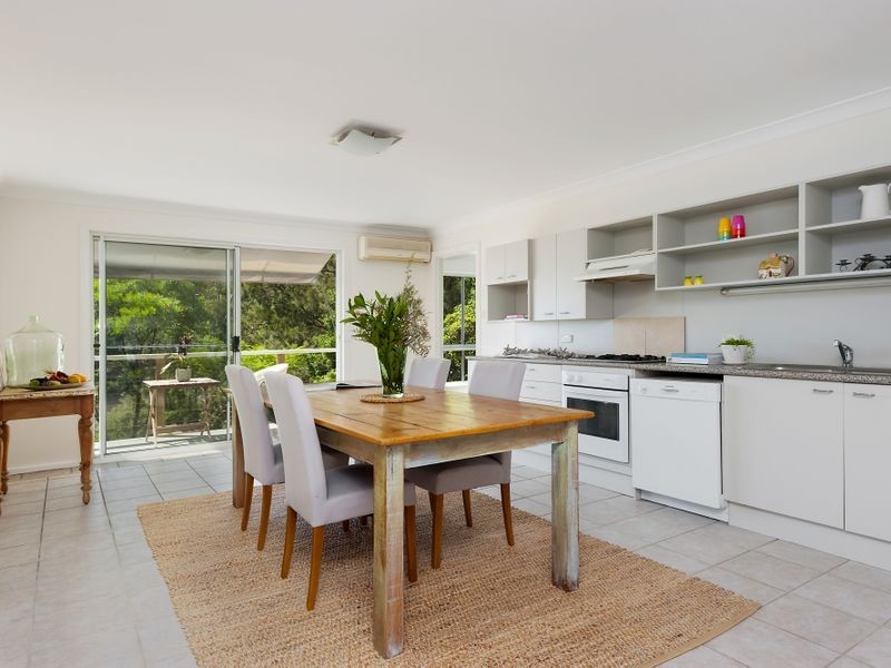 Upper 68 Herbert Avenue, Newport NSW 2106