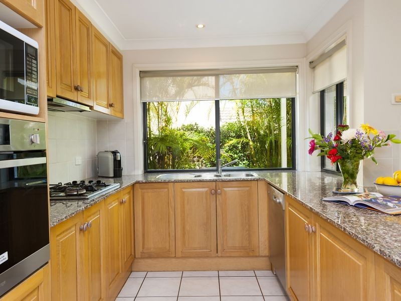 12 Valley View Circuit, Warriewood NSW 2102