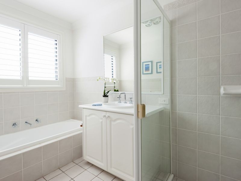 12 Valley View Circuit, Warriewood NSW 2102