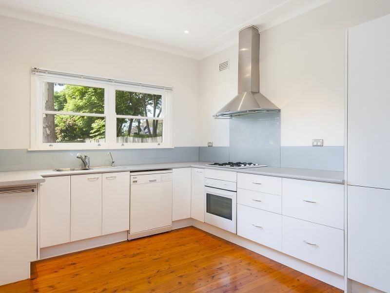 33 Rowan Street, Mona Vale NSW 2103