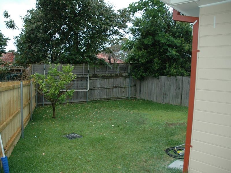 Flat at 6 The Circle, Narraweena NSW 2099