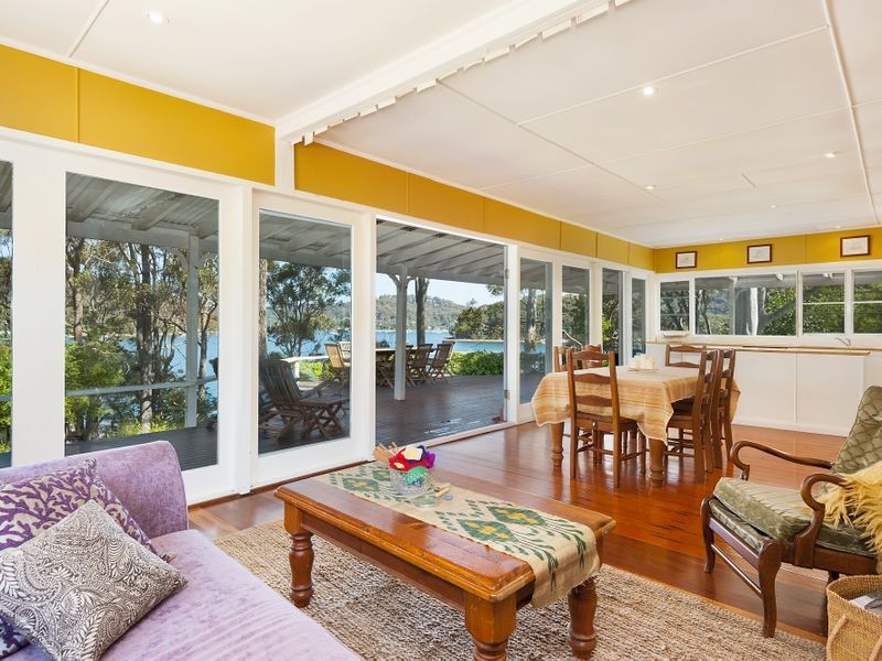 4 The Chase, Lovett Bay NSW 2105
