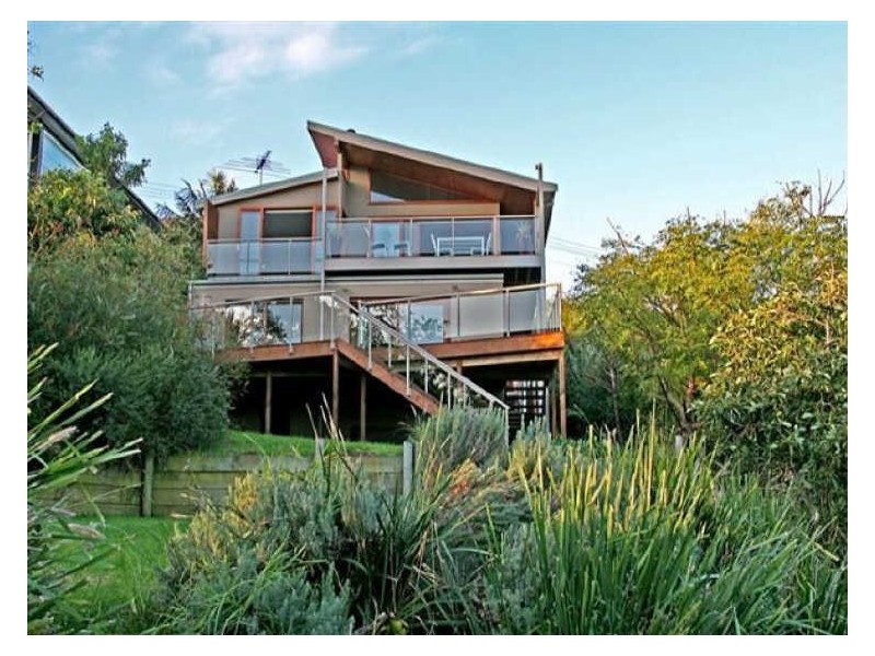 11 Hillcrest Avenue, Mona Vale NSW 2103