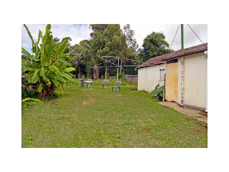 4 Penshurst Road, Roselands NSW 2196