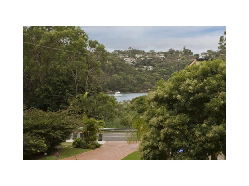 1/84 Griffin Parade, Illawong NSW 2234