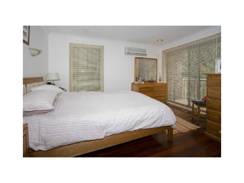 1/84 Griffin Parade, Illawong NSW 2234