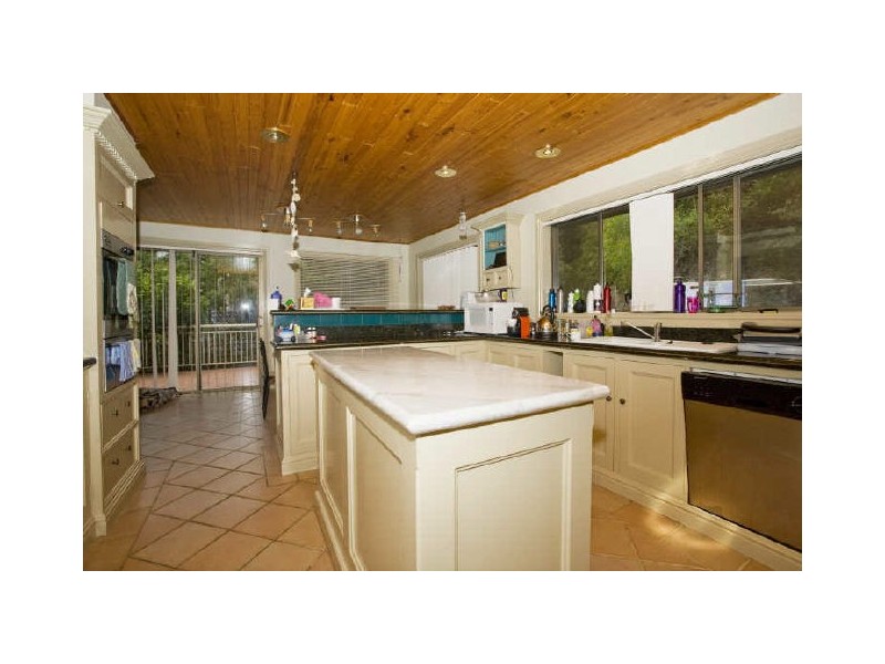 1/84 Griffin Parade, Illawong NSW 2234