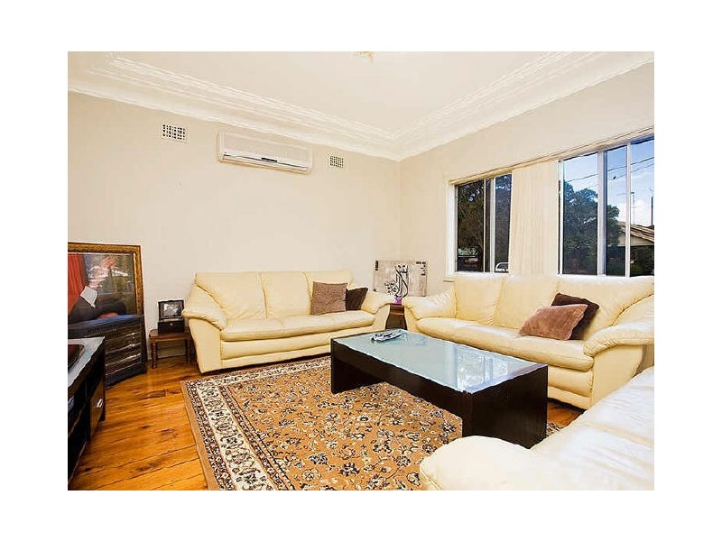 52 Walker Street, Turrella NSW 2205