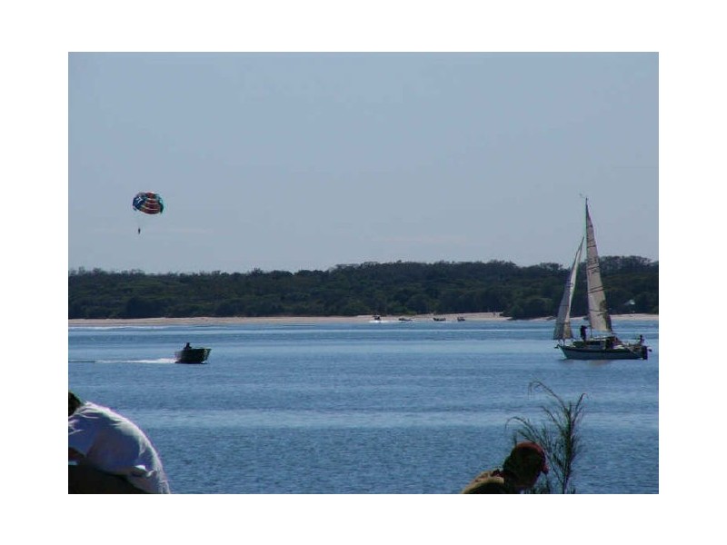 27 Ocean Street, Runaway Bay QLD 4216