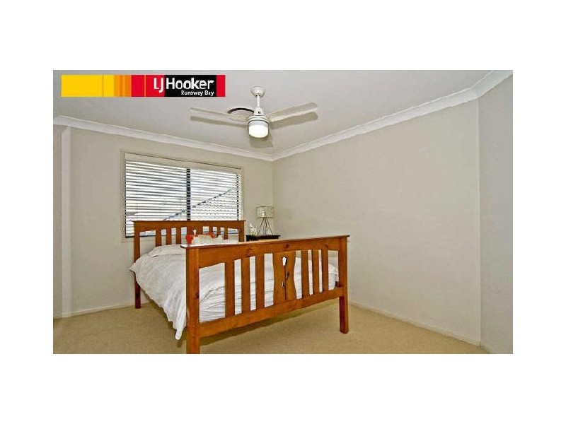 27 Ocean Street, Runaway Bay QLD 4216