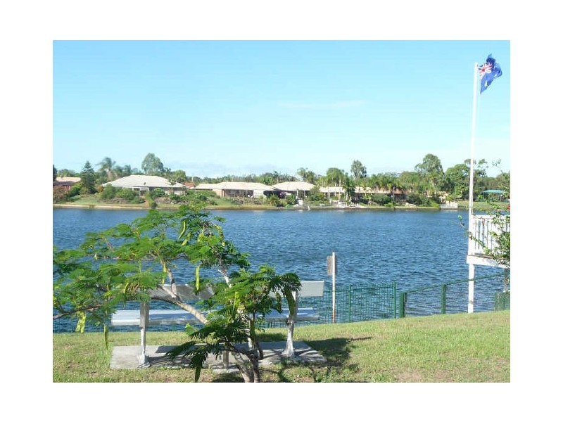 1/44 Kangaroo Avenue, Coombabah QLD 4216