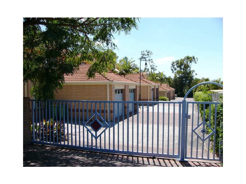 7/429 Pine Ridge Road, Runaway Bay QLD 4216