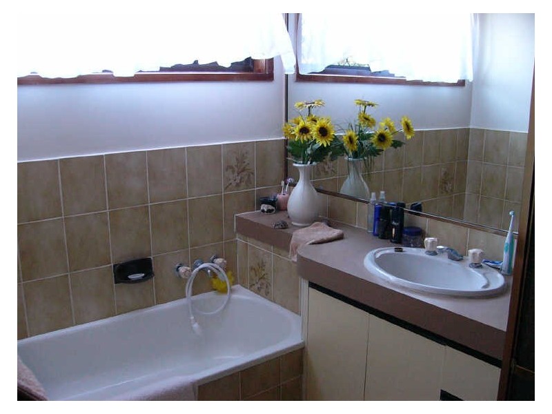 16 Brady Drive, Coombabah QLD 4216