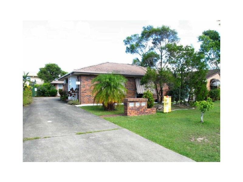 1/6 Riccarton Place, Labrador QLD 4215