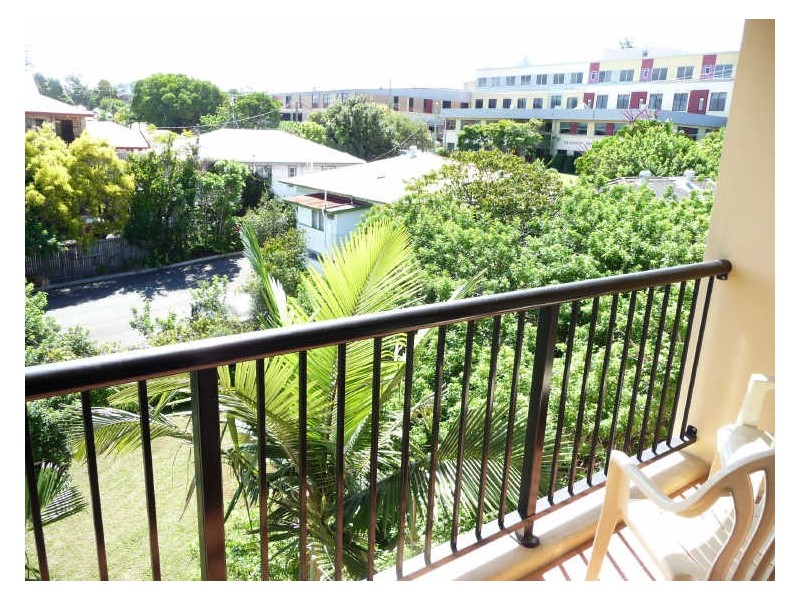 25/14 Spendelove Avenue, Southport QLD 4215