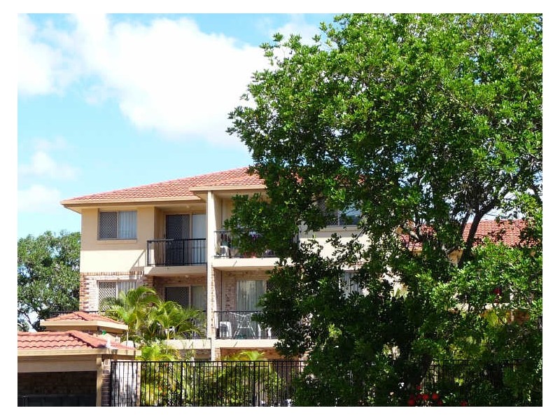 25/14 Spendelove Avenue, Southport QLD 4215