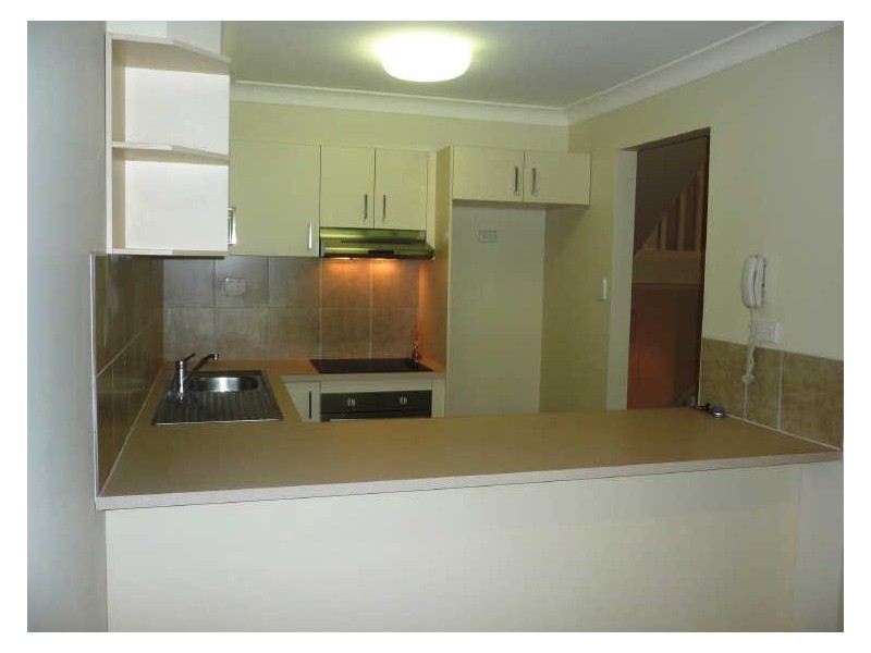 18/77 Government Road, Labrador QLD 4215