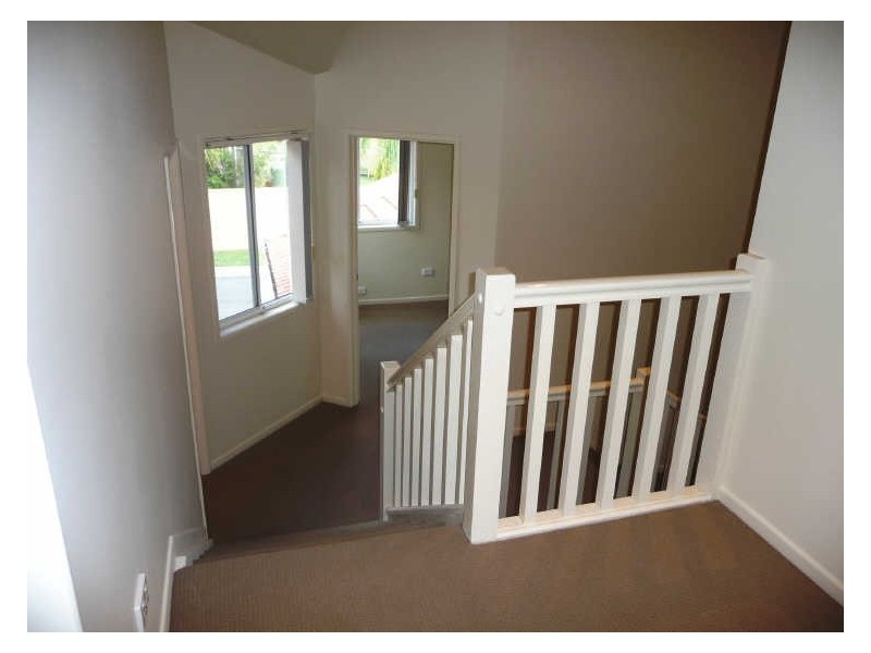 18/77 Government Road, Labrador QLD 4215