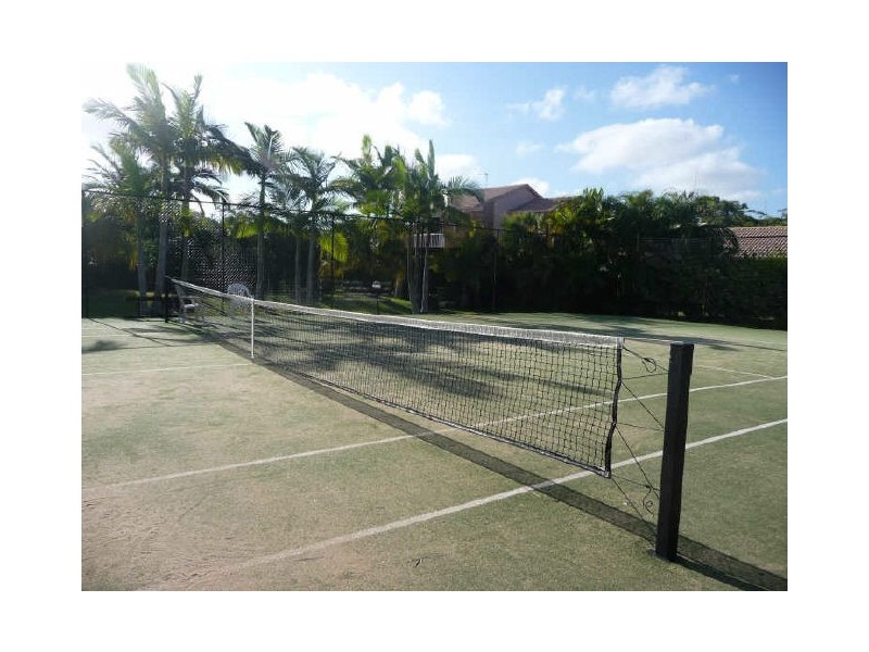 74/97 Edmund Rice Drive, Southport QLD 4215