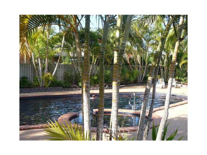 74/97 Edmund Rice Drive, Southport QLD 4215