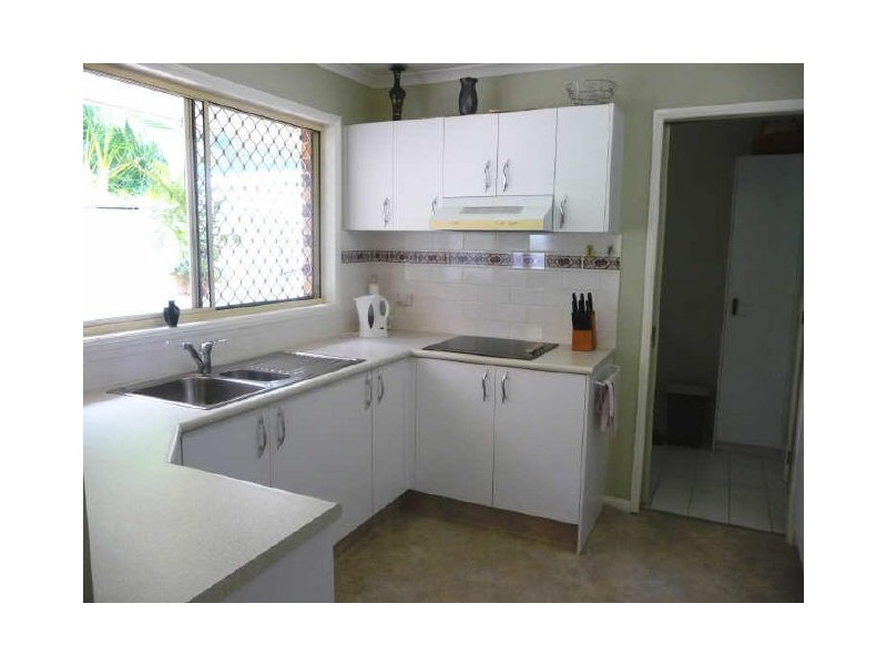 8/402 Pine Ridge Road, Coombabah QLD 4216