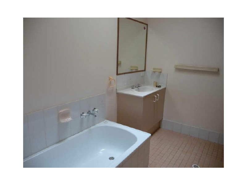 140/641 Pine Ridge Road, Biggera Waters QLD 4216