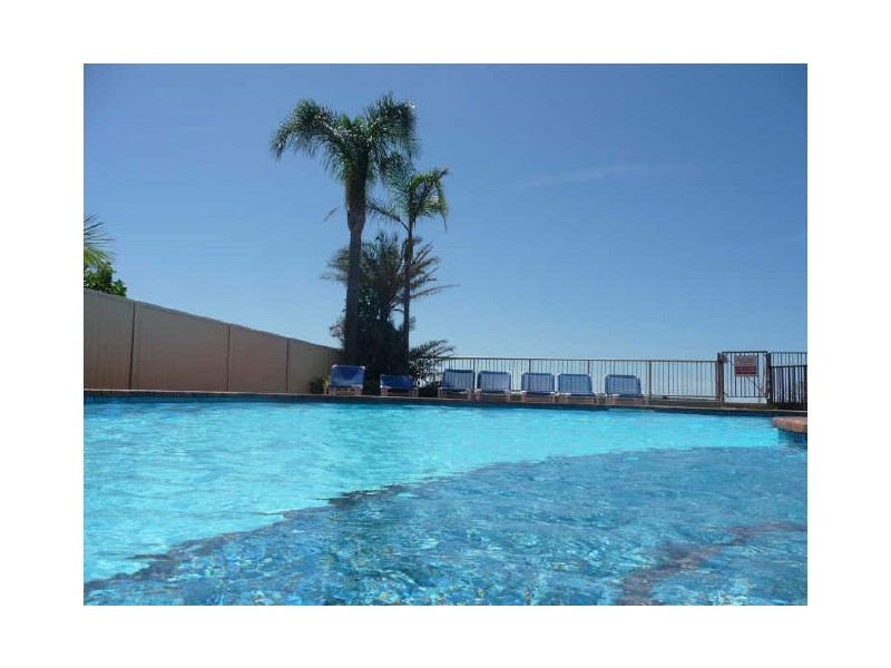 26/9 Bayview St, Runaway Bay QLD 4216