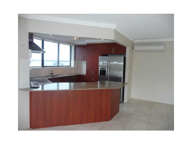 26/9 Bayview St, Runaway Bay QLD 4216