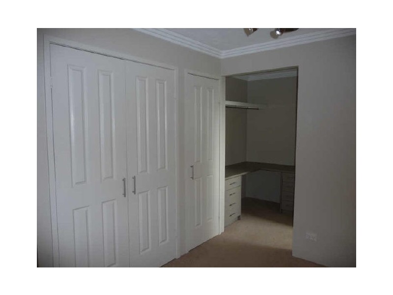 26/9 Bayview St, Runaway Bay QLD 4216