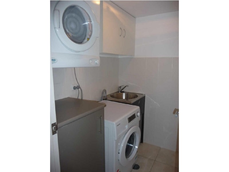 26/9 Bayview St, Runaway Bay QLD 4216