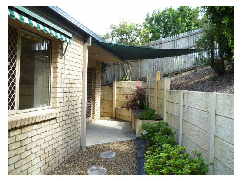 15/1 Archipelago Street, Pacific Pines QLD 4211