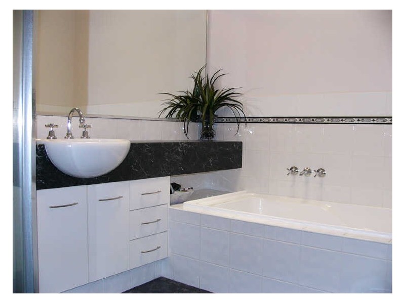 170/641 Pine Ridge Road, Biggera Waters QLD 4216