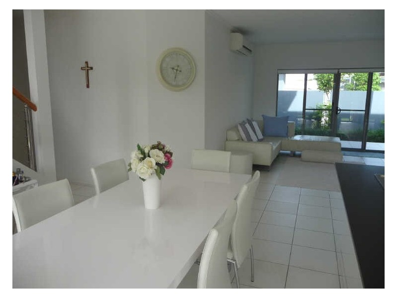 33/1 Manacor Place, Coombabah QLD 4216