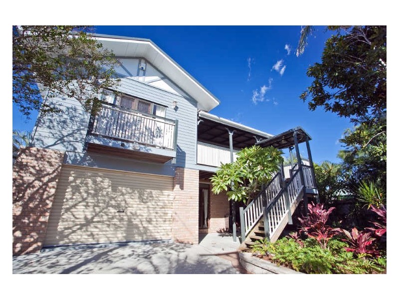 36 Clam Street, Runaway Bay QLD 4216