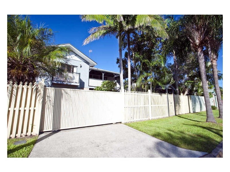 36 Clam Street, Runaway Bay QLD 4216