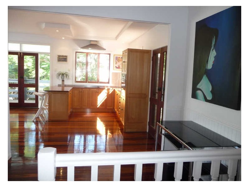 36 Clam Street, Runaway Bay QLD 4216