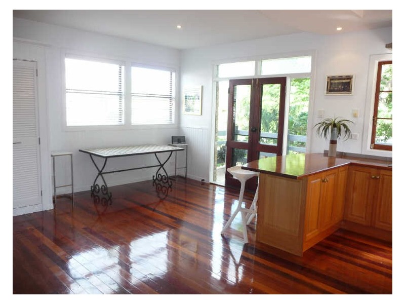 36 Clam Street, Runaway Bay QLD 4216